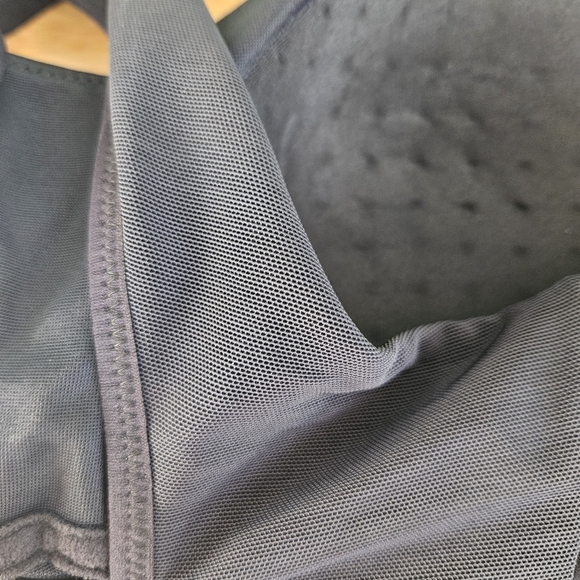 Black Sports Bra Size M, Brooks - Picture 7 of 9